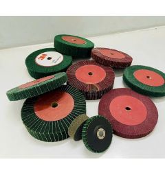 Bùi nhùi kẹp nhám