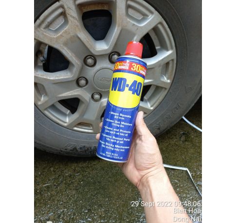 Chai xịt chống rỉ sét, bôi trơn WD-40 412ml