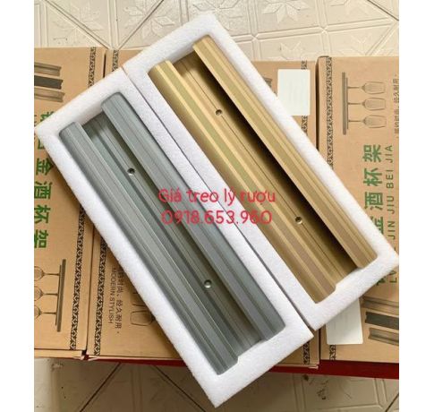Giá treo ly rượu