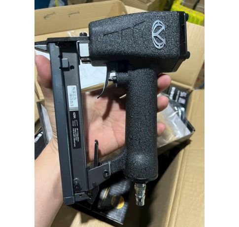 Súng bắn đinh U 425K