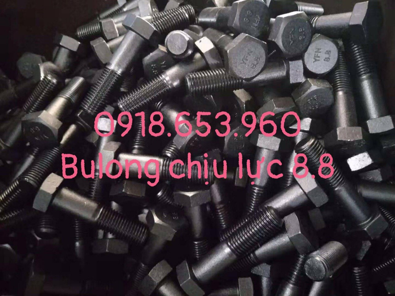 BULONG NGOẠI CHỊU LỰC 8.8 ( THÉP XI ĐEN